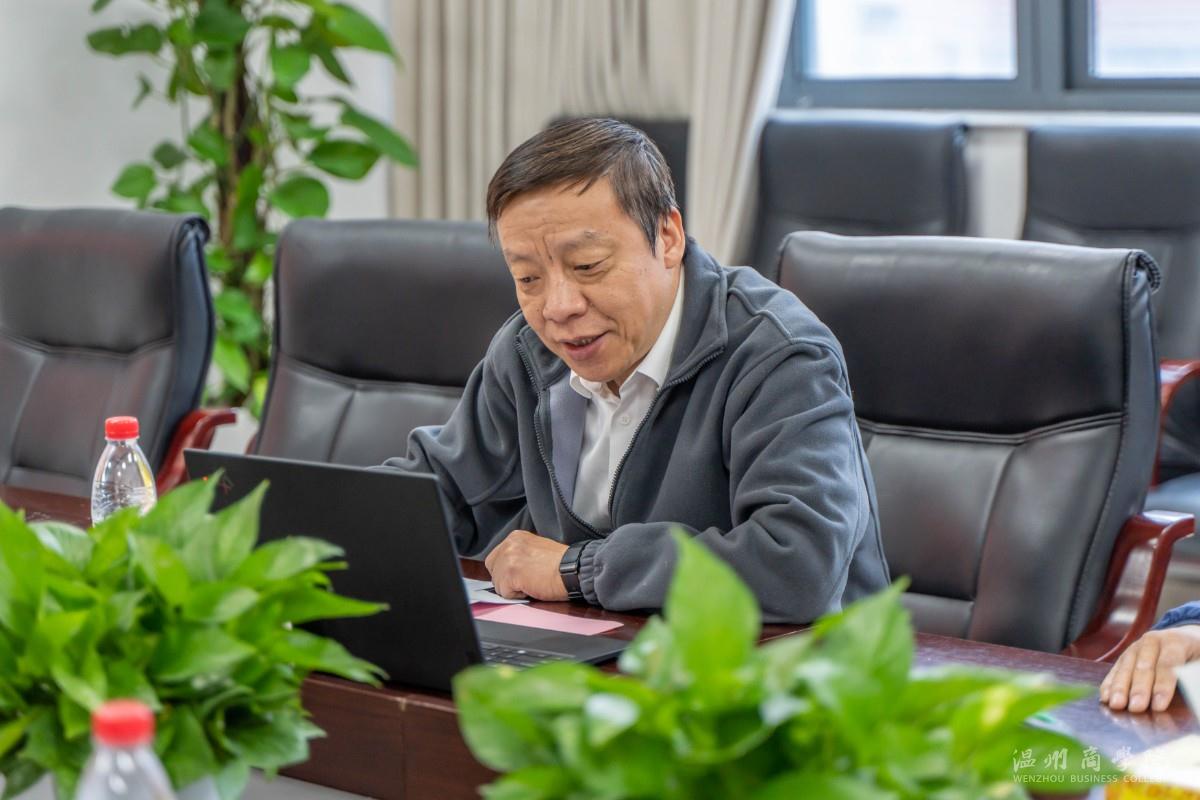 2022.11.6 李益明教授特寫(xiě) 王胤皓攝-2.jpg